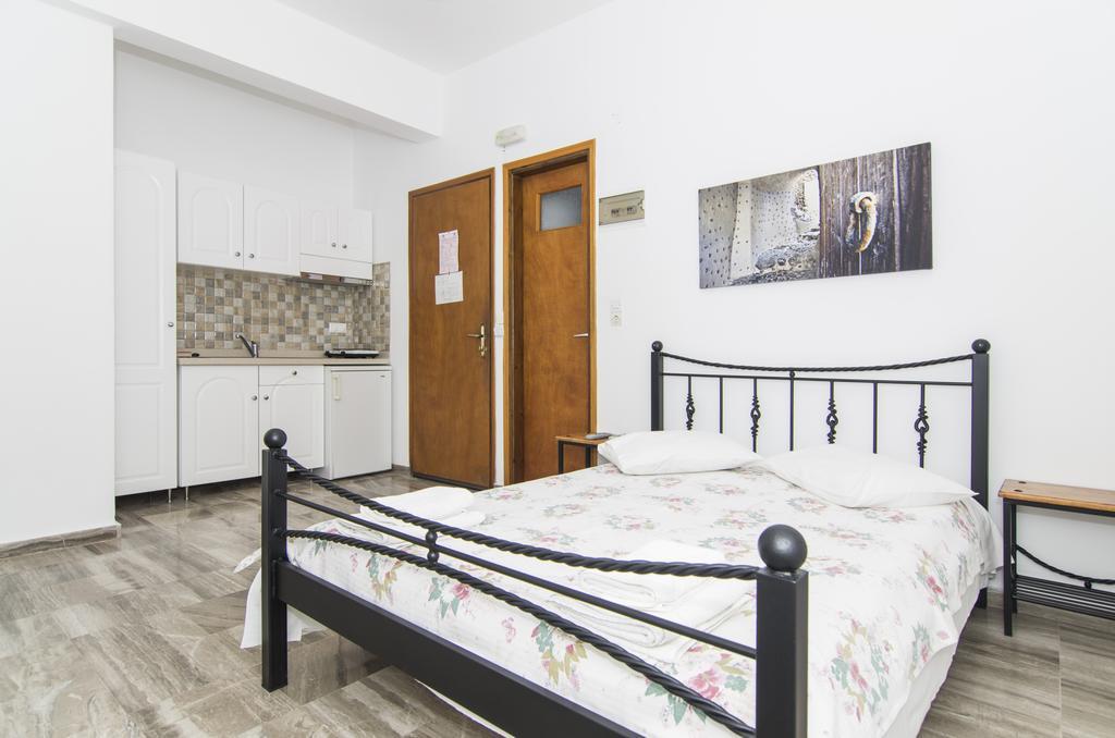 Margarita Apartment Perissa  Bagian luar foto