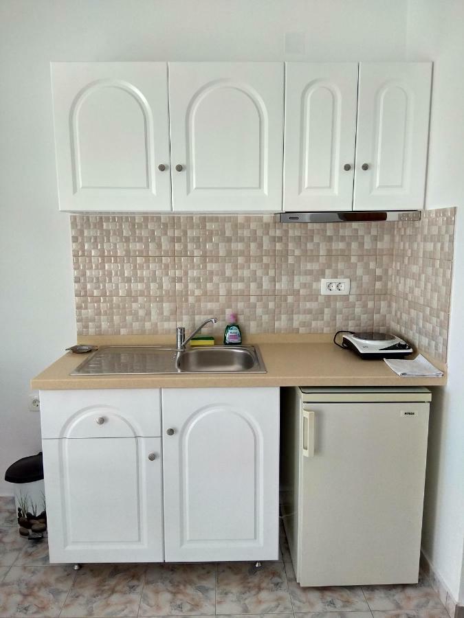 Margarita Apartment Perissa  Bagian luar foto