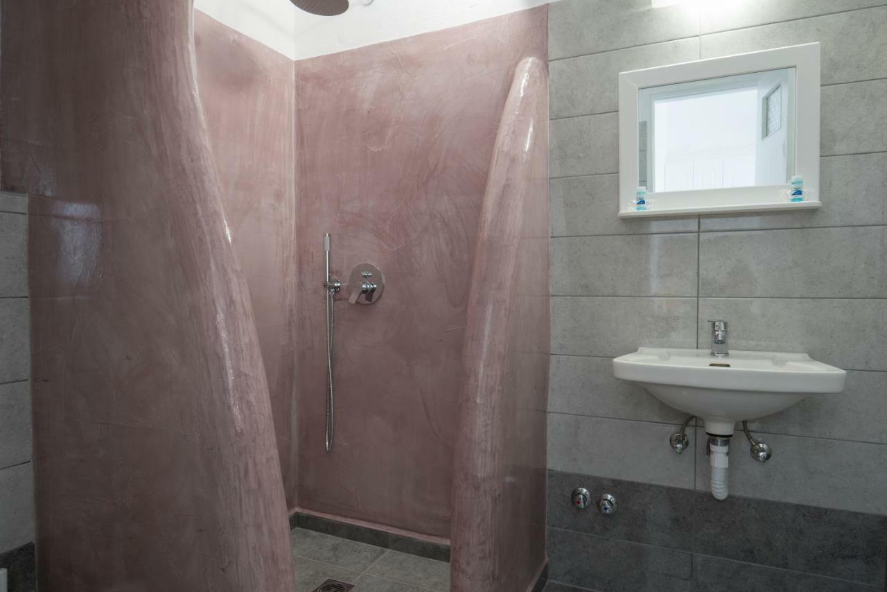 Margarita Apartment Perissa  Bagian luar foto